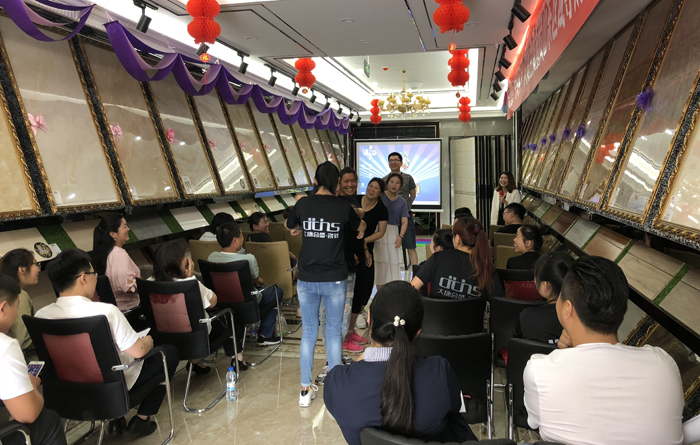 4 學(xué)員們現(xiàn)場(chǎng)積極互動(dòng).jpg